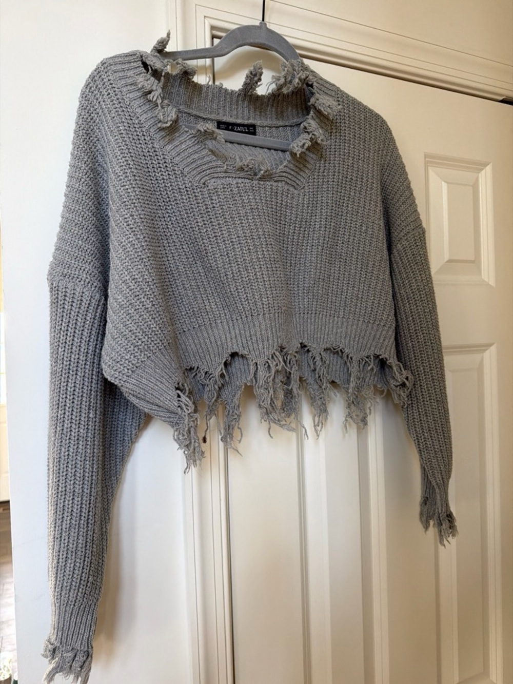 Zaful Gray Distressed Cropped Crewneck Sweater